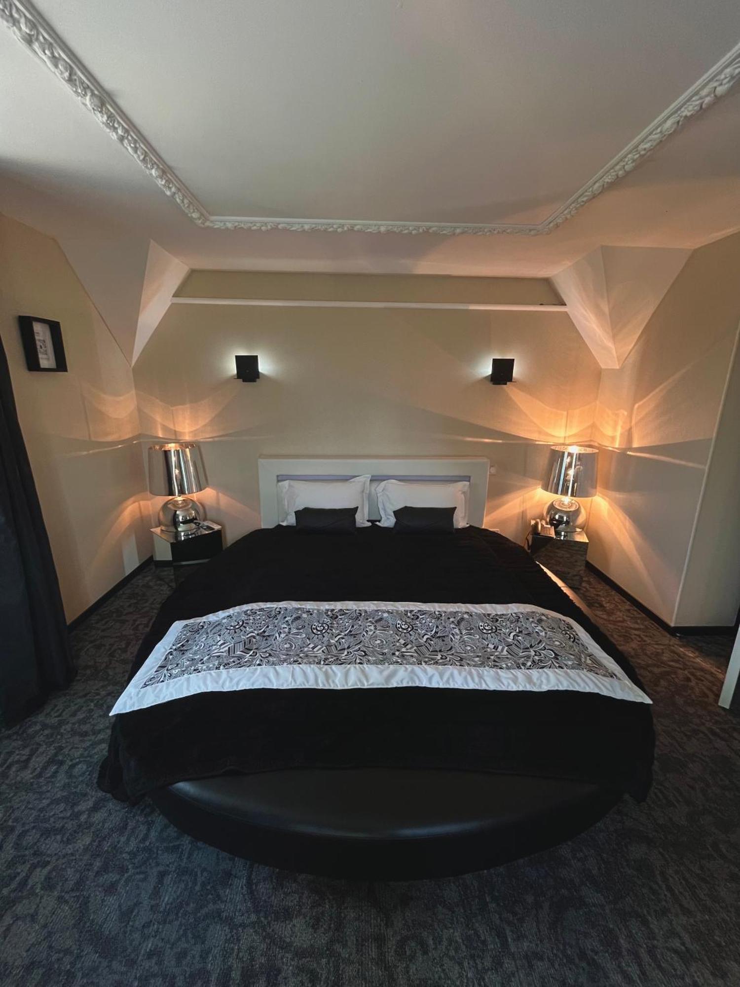 Art Hotel Rochecorbon Ngoại thất bức ảnh