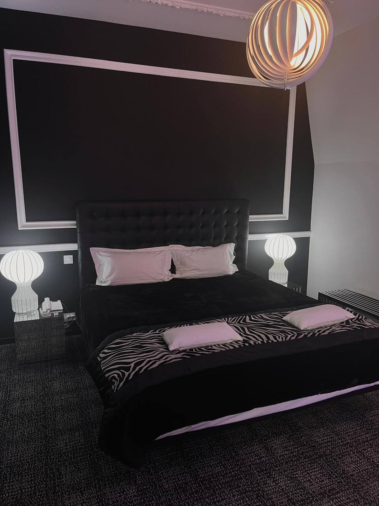 Art Hotel Rochecorbon Ngoại thất bức ảnh