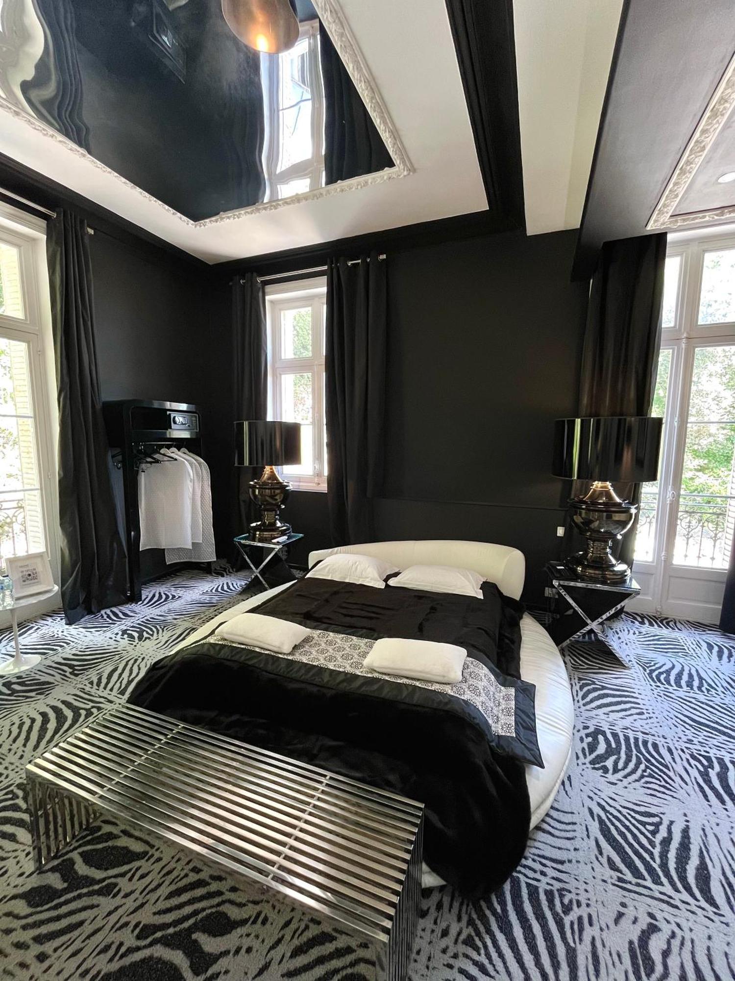Art Hotel Rochecorbon Ngoại thất bức ảnh