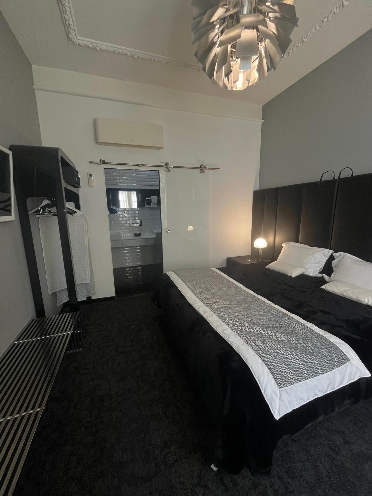 Art Hotel Rochecorbon Ngoại thất bức ảnh